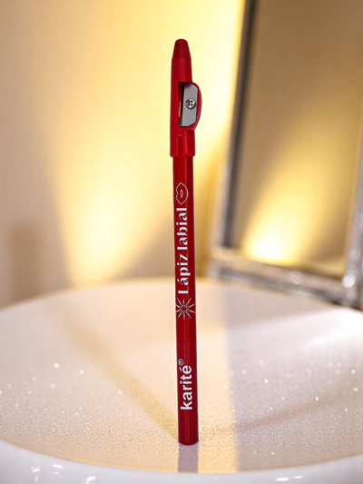 Губная помада в оттенке "Персиковый пирог"