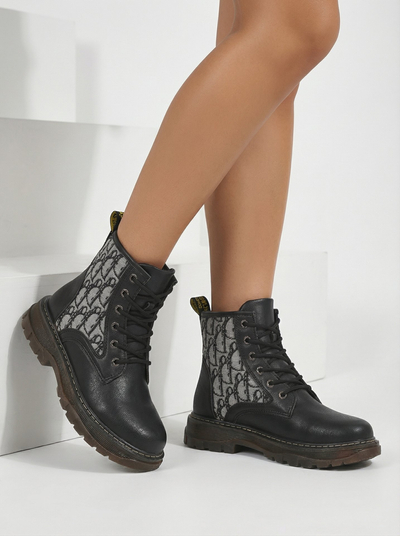 Royalfashion Naiste pahklu Saapad Efrioz