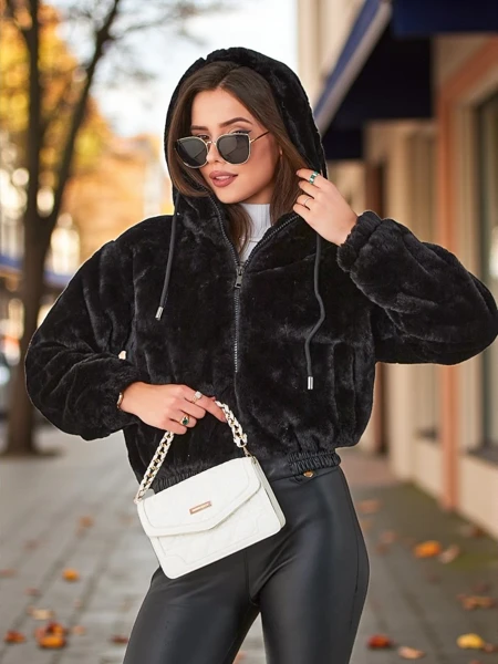 Royalfashion Kvinnor's jacka tillverkad av fejkpäls