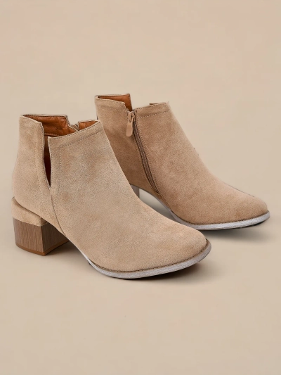 Light brown women's boots with cutouts Geransa - Footwear