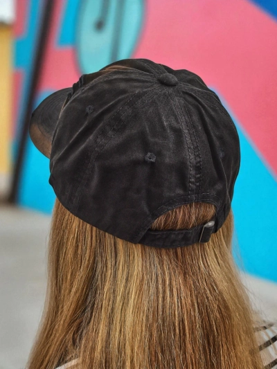 Royalfashion New York 1976 kulutatud efektiga nokamüts