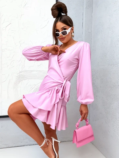 Royalfashion Naiste seotud mini kleit volangidega