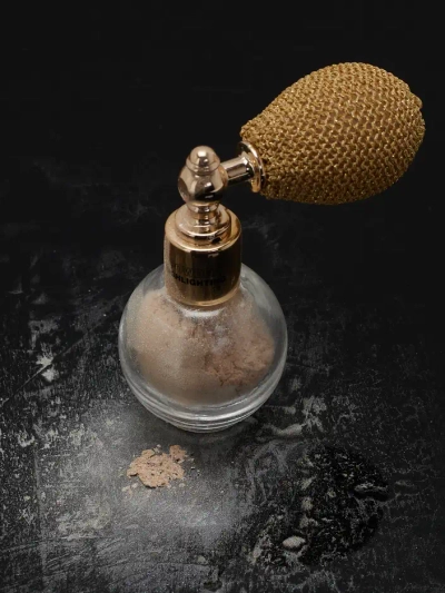 Luxelux Highlighter in a Pump Bottle 02 2g