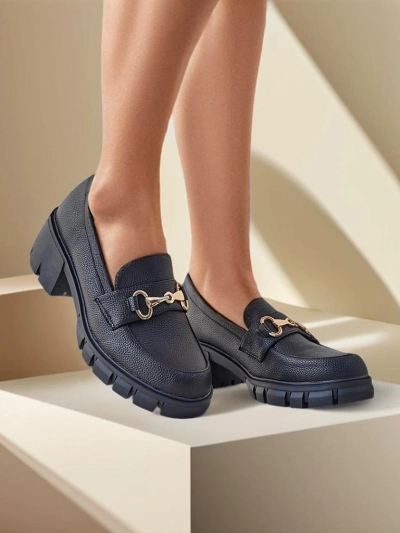 Royalfashion Women's moccasins with a low heel Tollere
