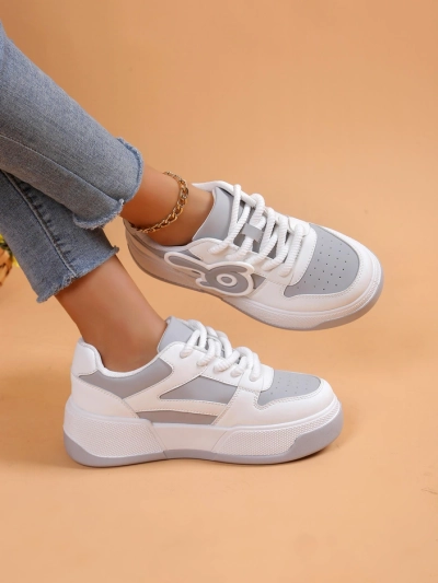 Royalfashion Naiste spordijalatsid Tilotti