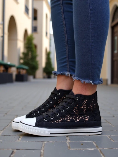 Royalfashion Women's perforated sneakers Limme