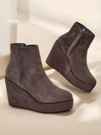 Royalfashion Kvinner's wedge stovlar Sieffa