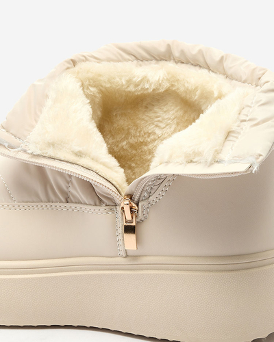 Royalfashion Women's slip-on snow boots in cream color Armeda