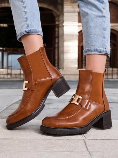 Royalfashion Women's ankle boots with low heels Ewios