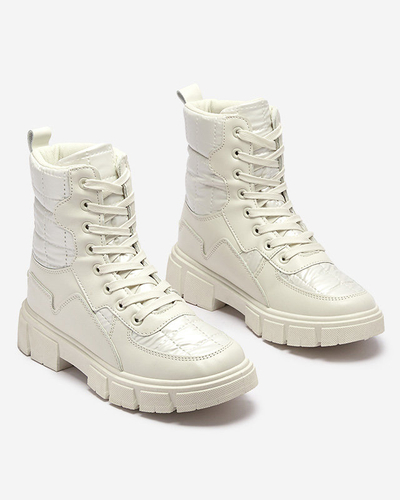 Calista Women's Fashionable Flat Cream Boots