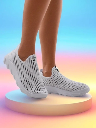 Royalfashion Naiste Slip-On Kootud Spordijalatsid Erra