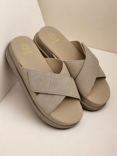 Royalfashion Женские шлёпанцы Evre