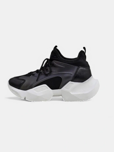 Royalfashion Women's sporty sneakers on a thicker sole Vivers