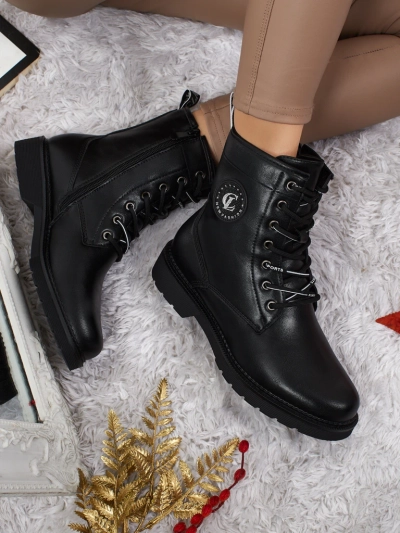 Öko-nahast paeltega naiste saapad Tavira