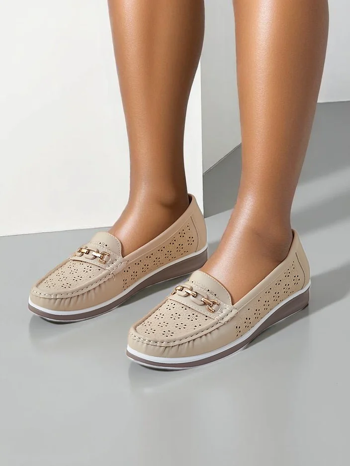 Royalfashion Women's perforated moccasins Cerro