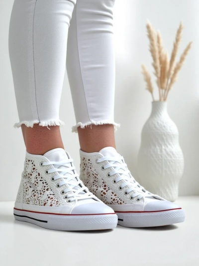 Royalfashion Women's perforated sneakers Limme