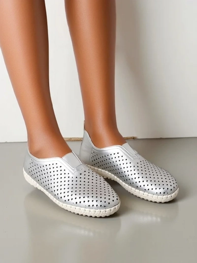 Royalfashion Женские перфорированные лоферы Gofielle