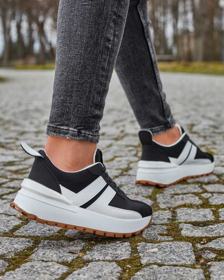 Öko-nahast naiste mustad spordijalatsid värviliste sisestustega Tifora- Jalatsid