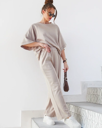 Royalfashion Women's outfit with short sleeves and flared pants