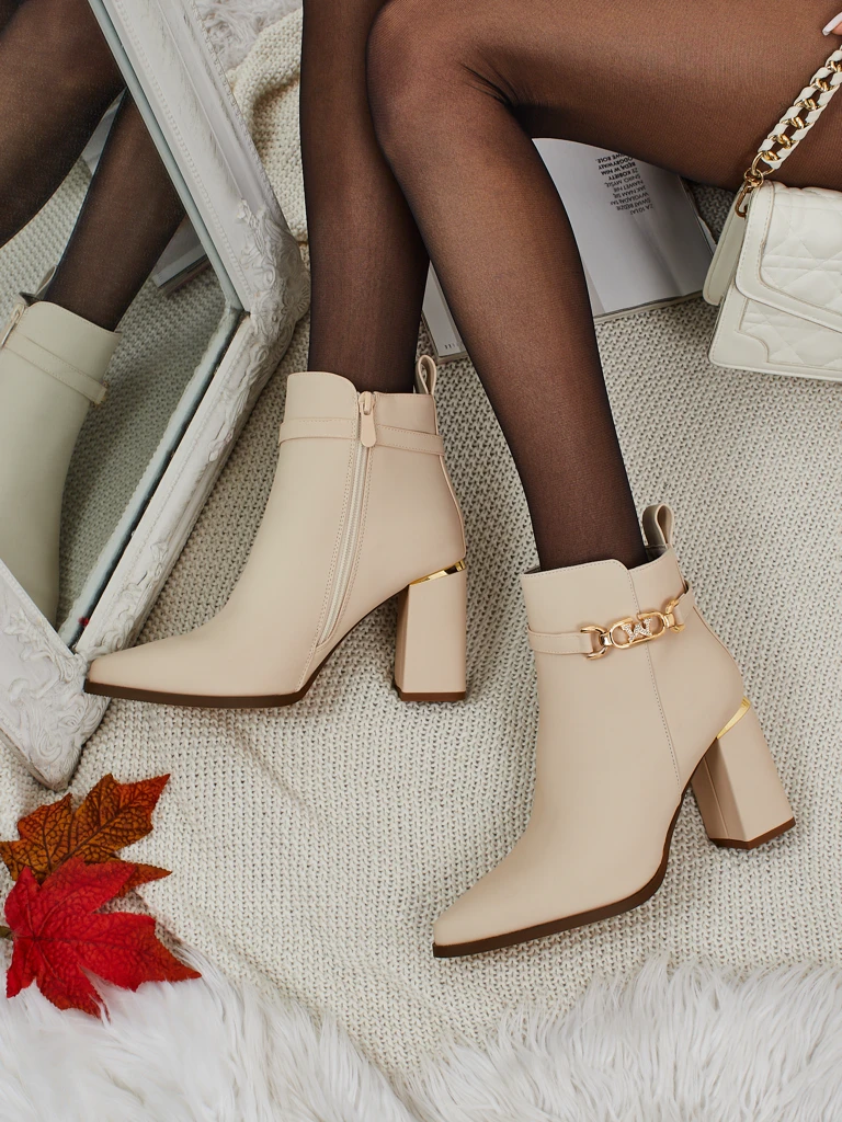 Naiste замш-ökoloogilisest nahast saapad Ostirena