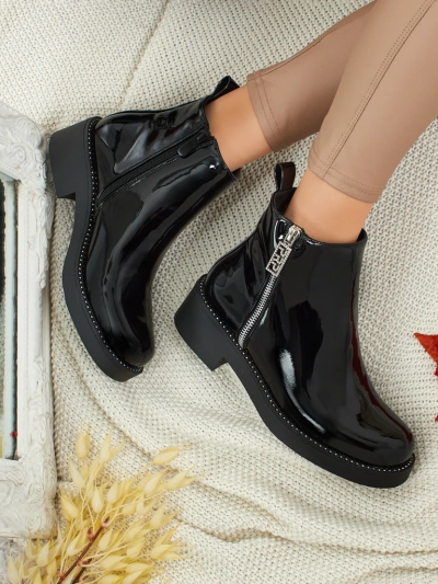 Lacquered Women's Eco-Leather Ankle Boots Calvera