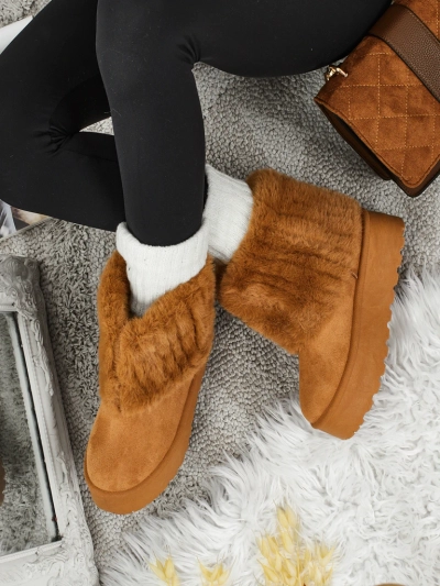 Naiste karusnahast a'la lumesaapad Irelle