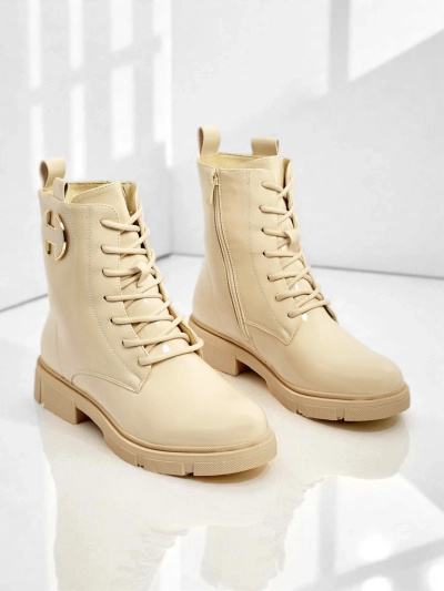 Lakitud paeltega naiste poolsaapad Kalen