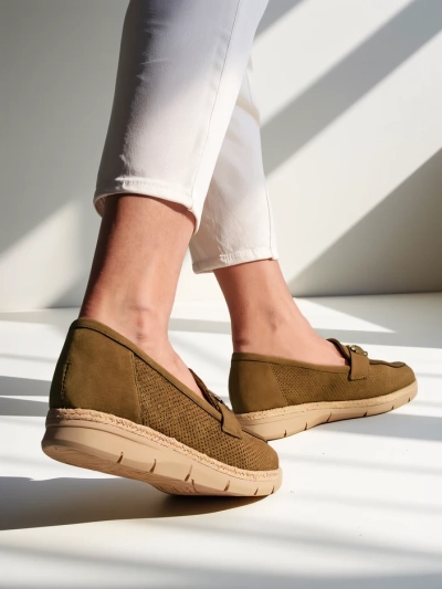 Royalfashion Women’s flats with a decorative accent on the toe