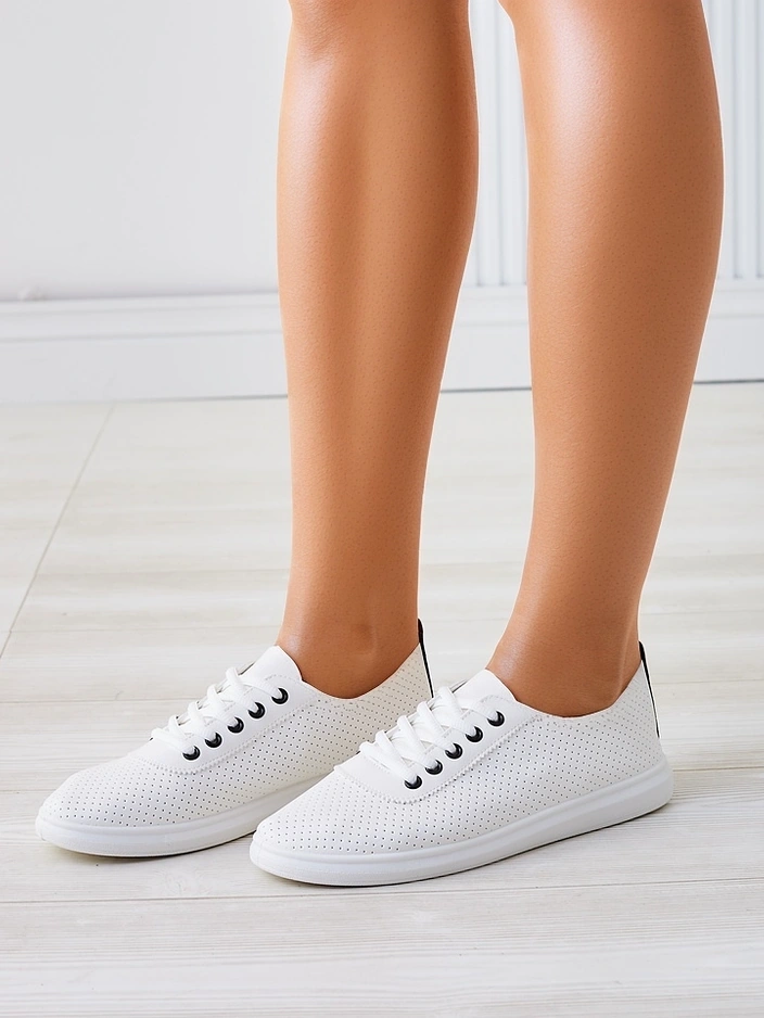 Royalfashion Naiste aetud tossud Tareb