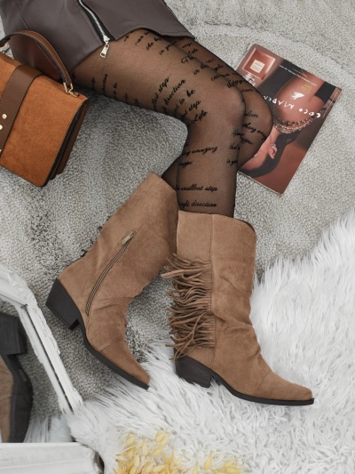 Naiste kontsaga narmastega kauboisaapad Selva