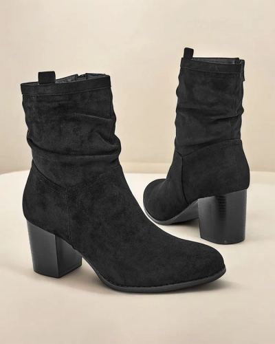 Royalfashion Women's boots on a post Omiese