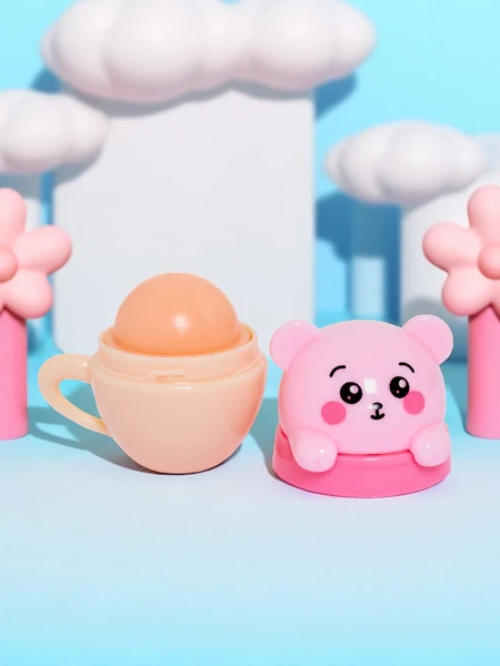 Children’s lip balm with a teddy bear in a cup – moisturizes and regenerates