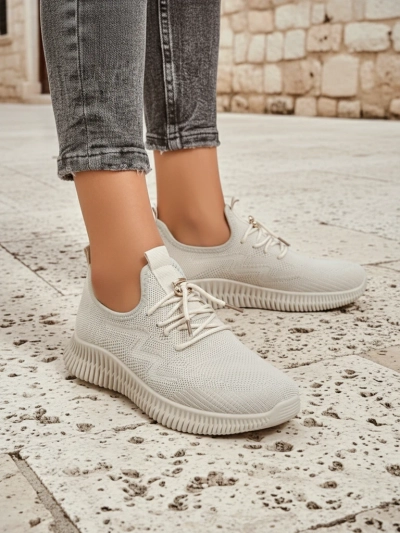 Aurelia Beige Royalfashion – Beežid naiste kangast paeltega tennised