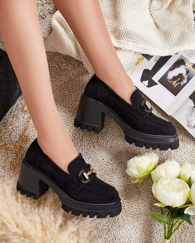 Elegantsed Vulcano seemisnahast mustad sandaalid