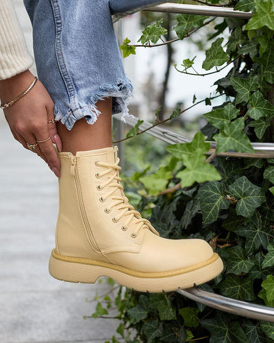 Royalfashion Matte beež naiste saapad Kucillo