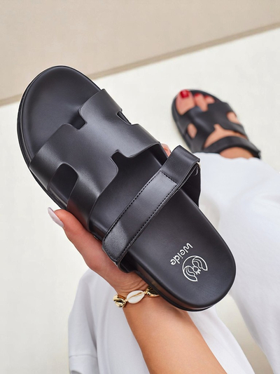 Royal Fashion Women's flat sandals Arian