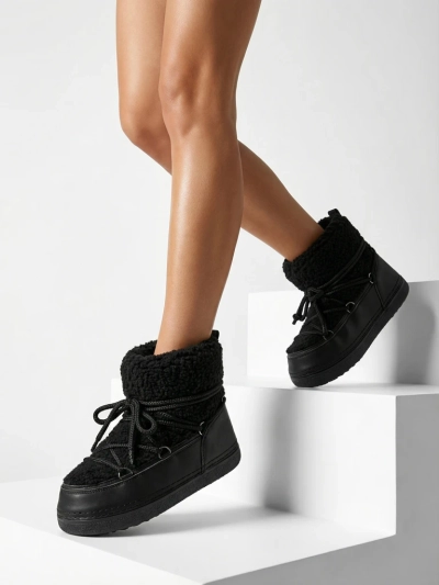 Naiste kasukaga saapad Uvella