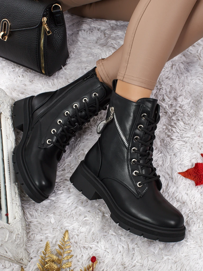 Venus Women's Ankle Boots Black Leather Elegant for Autumn