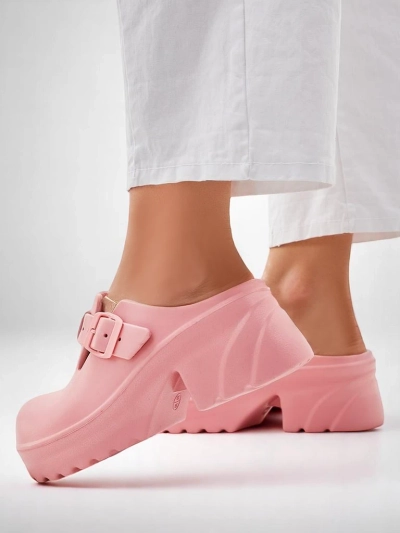 Royalfashion Женские резиновые сандалии на каблуках Voxones