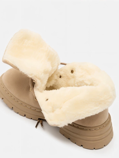 Royalfashion Light brown women's trappers Develier