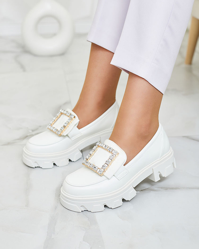 Royalfashion Valged mokassinad kaunistusega ninaosas Alomease