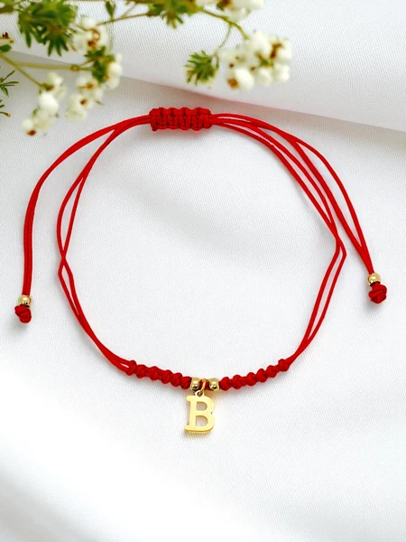 Women's bracelet with the letter B
