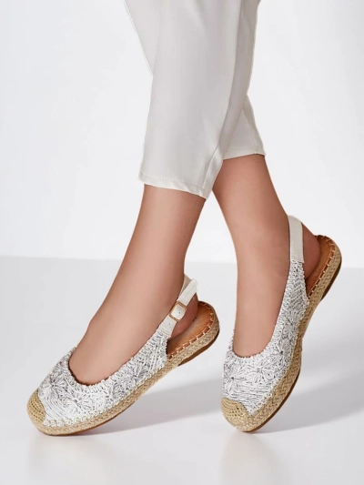 Royalfashion Naiste espadrillid dekoratiivse tikandiga