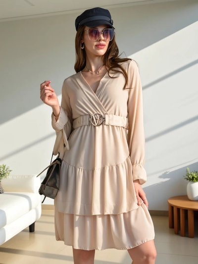 Royalfashion Naiste mini kleit volangidega ja vöökaelusega