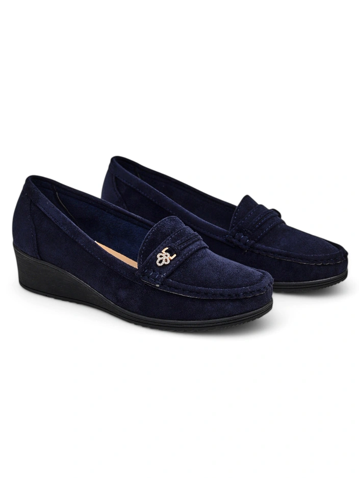 Royalfashion Naiste mokkasaapad madalal kontsal Polefle