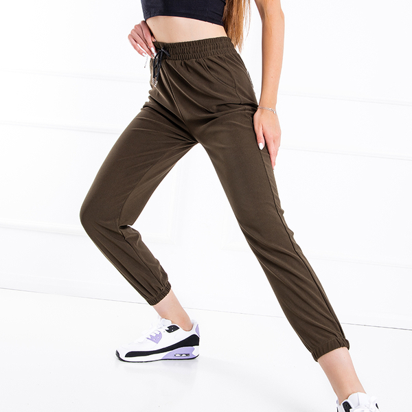 Rohelised naiste dressipüksid pealdisega - Riietus