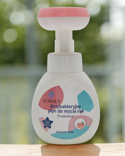 Luxelux Antibakteriaalne käsipesu maasika 300 ml