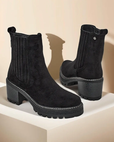 Fo-royalfashion Eco-suede nyrin's bots on a itay by Segiag