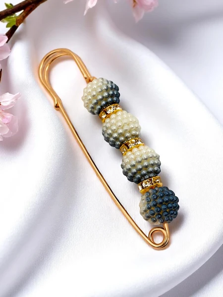 Декоративная женская брошь с жемчугом Four Pearls