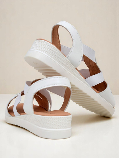 Royalfashion Женские босоножки на низкой танкетке Sora